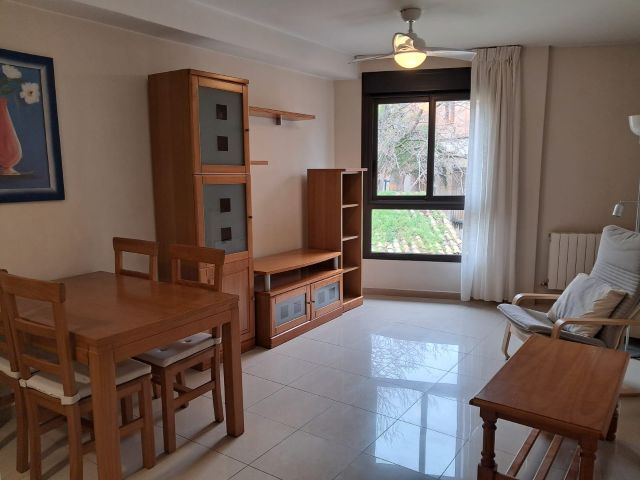 Imagen de piso en zona Catedral(Huesca Capital), por un valor de 105.000 Euros.